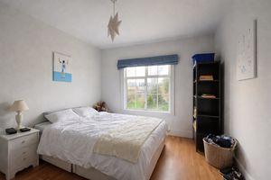 Bedroom- click for photo gallery